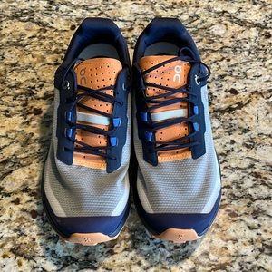 On cloud CloudVista Shoes